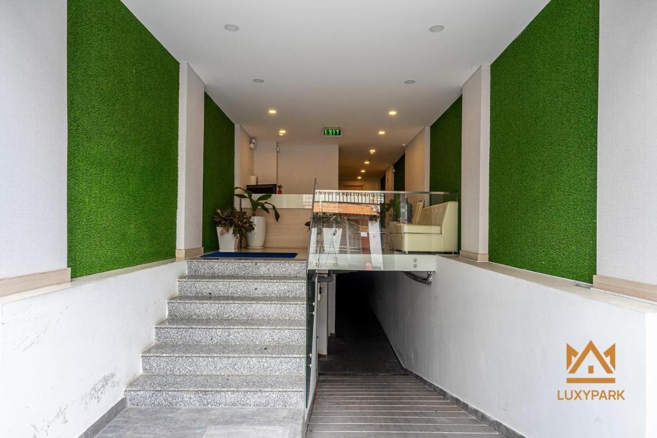 Luxy Park Hotel & Apartments-City Centre Ho Chi Minh City Exterior photo